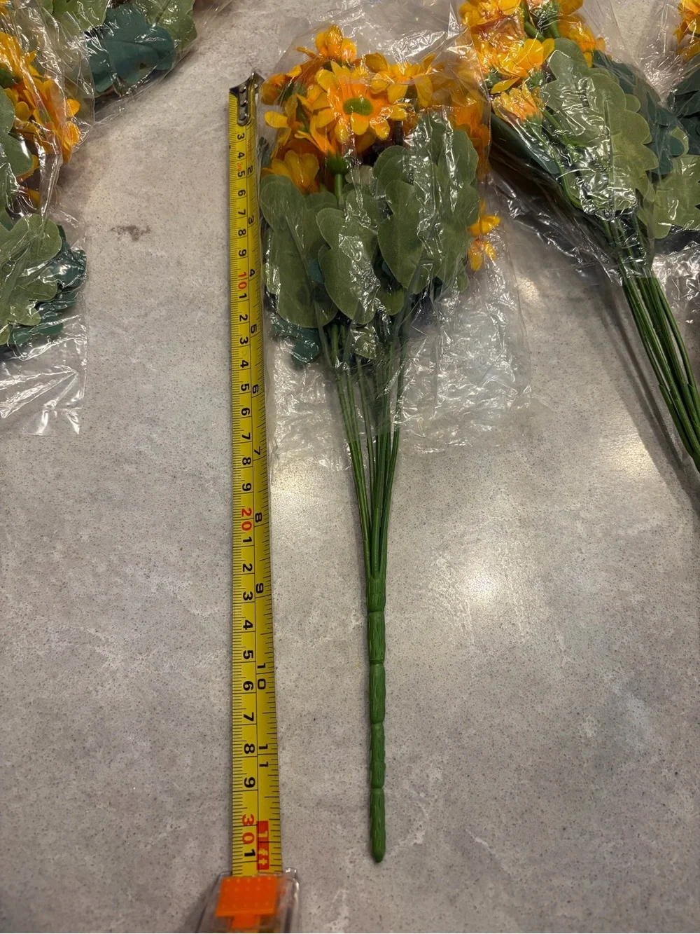 Source Unknown NWT Bright Yellow Mums Artificial Floral Bundle Of 10